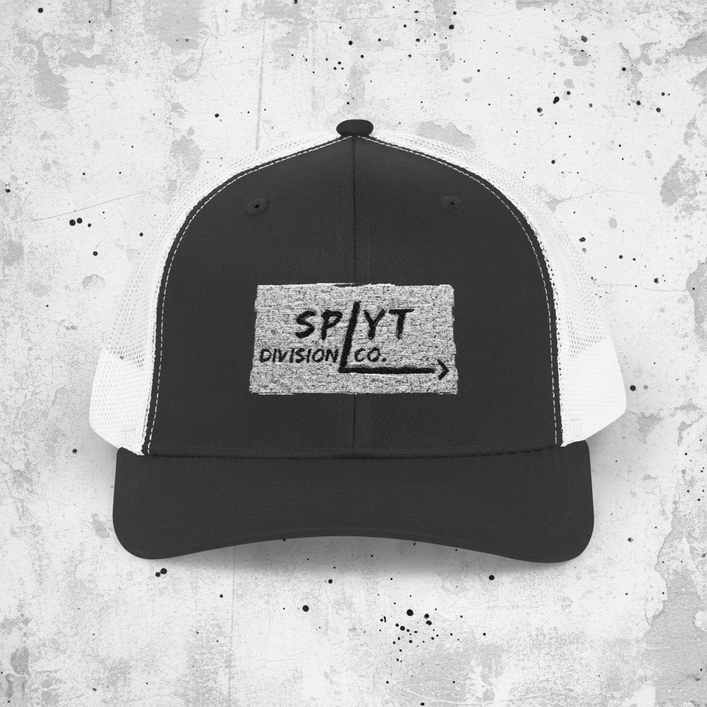 SPLYT DIVISION Essential Snapback Trucker Cap - Black / White