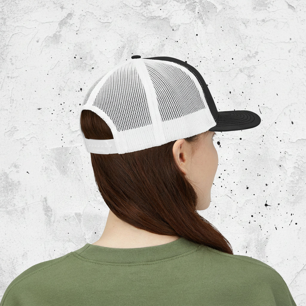 SPLYT DIVISION Essential Snapback Trucker Cap - Black / White