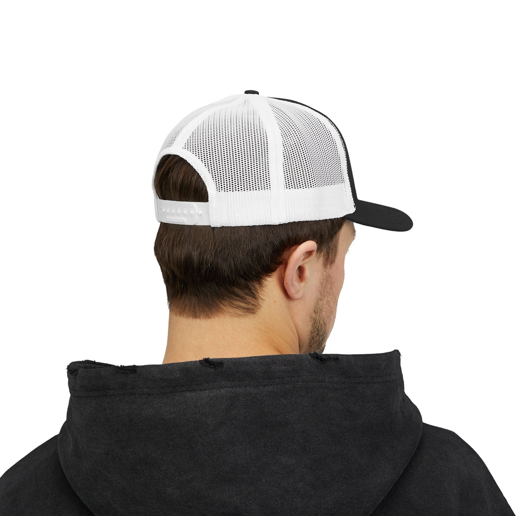 SPLYT DIVISION Essential Snapback Trucker Cap - Black / White